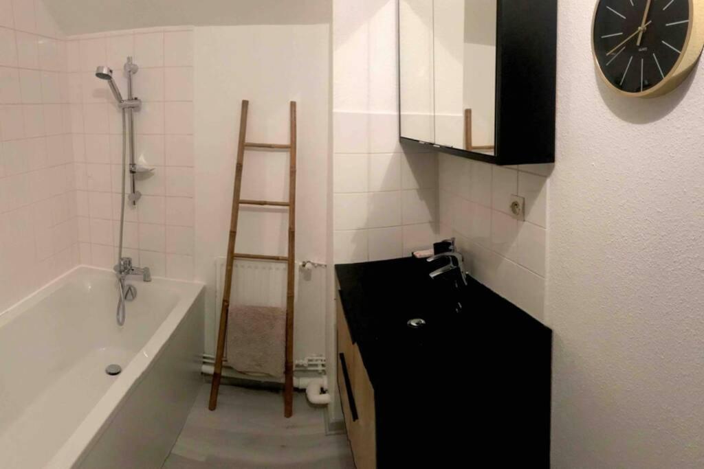 La Maison De Ville - 4 Chambres, 2 Sdb, Terrasse Et Garage - 90M2 ヴズール エクステリア 写真